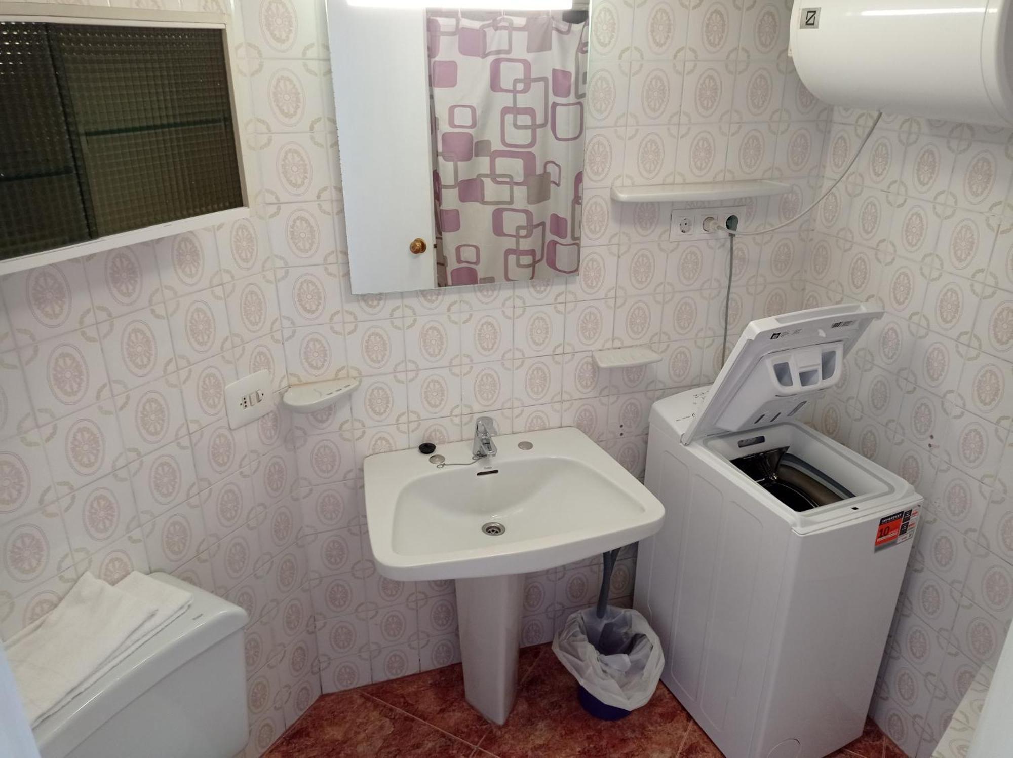 Apartamentos Bonaire 1ª Linea Wifi Solo Familias Serviplaya Gandia Bilik gambar